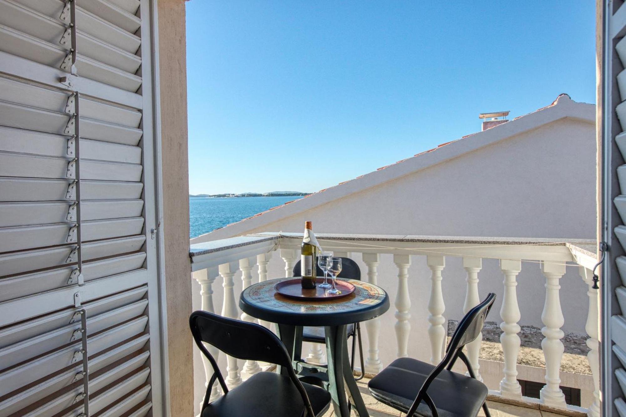 Apartments By The Sea Brodarica, Sibenik - 4194 Екстериор снимка